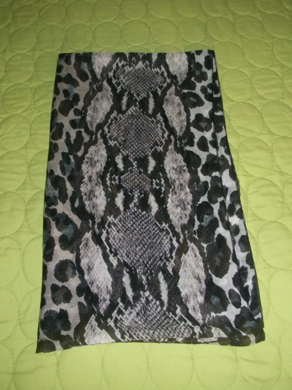 H&M lightweight scarf